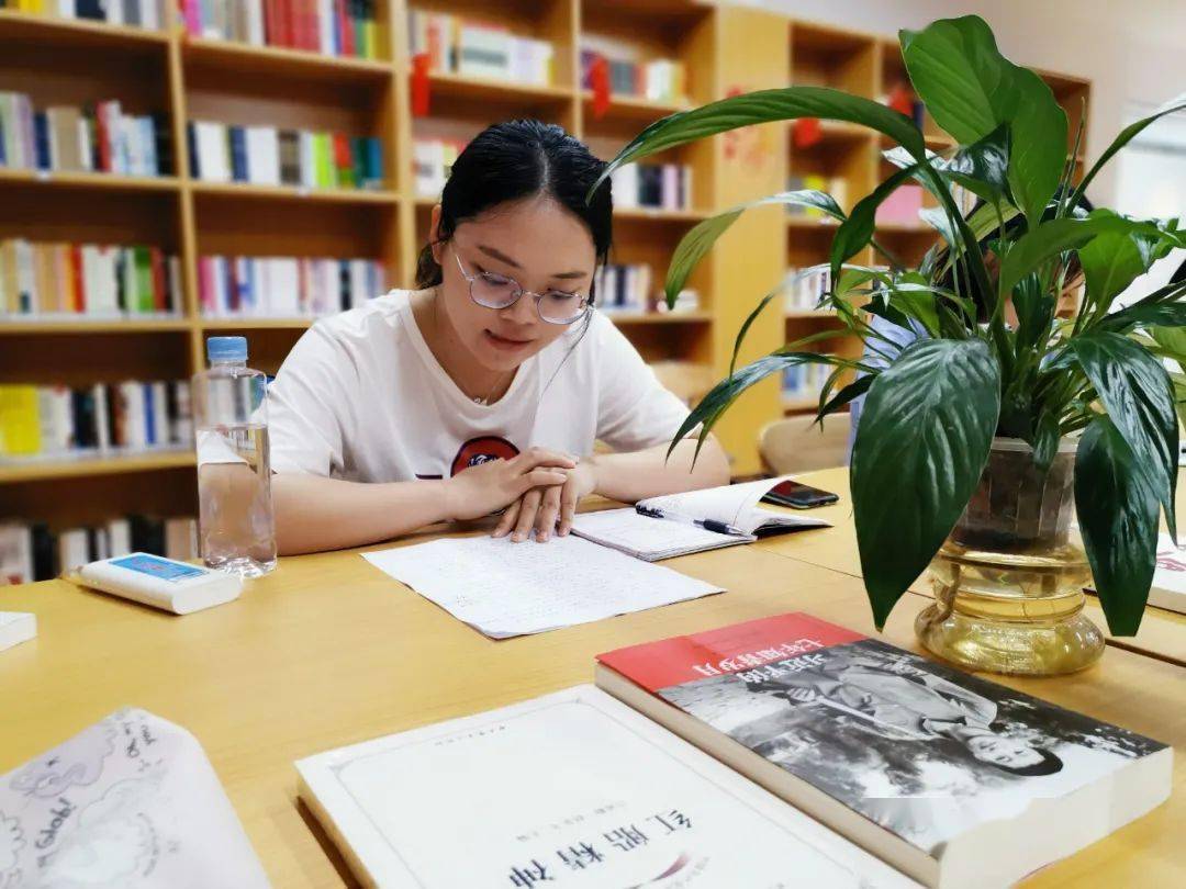 里尔内部会议纪要流出——今晚手感冰凉，德国杯使命明确，医务组通报恢复的简单介绍-友博入口