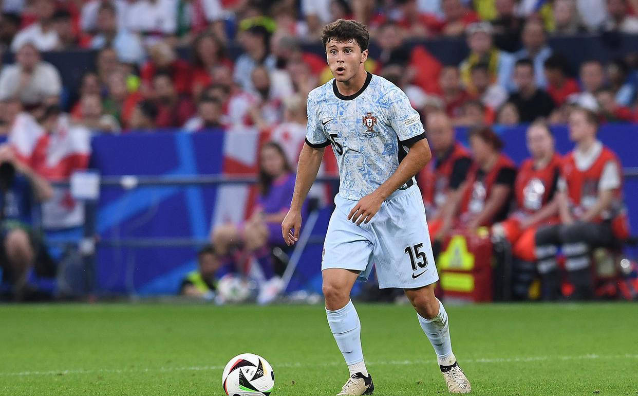 曼城迎CBA常规赛关键赛;集结日内部沟通;引发热议;球队文化再被提及 曼城迎CBA常规赛关键赛;集结日内部沟通;引发热议;球队文化再被提及