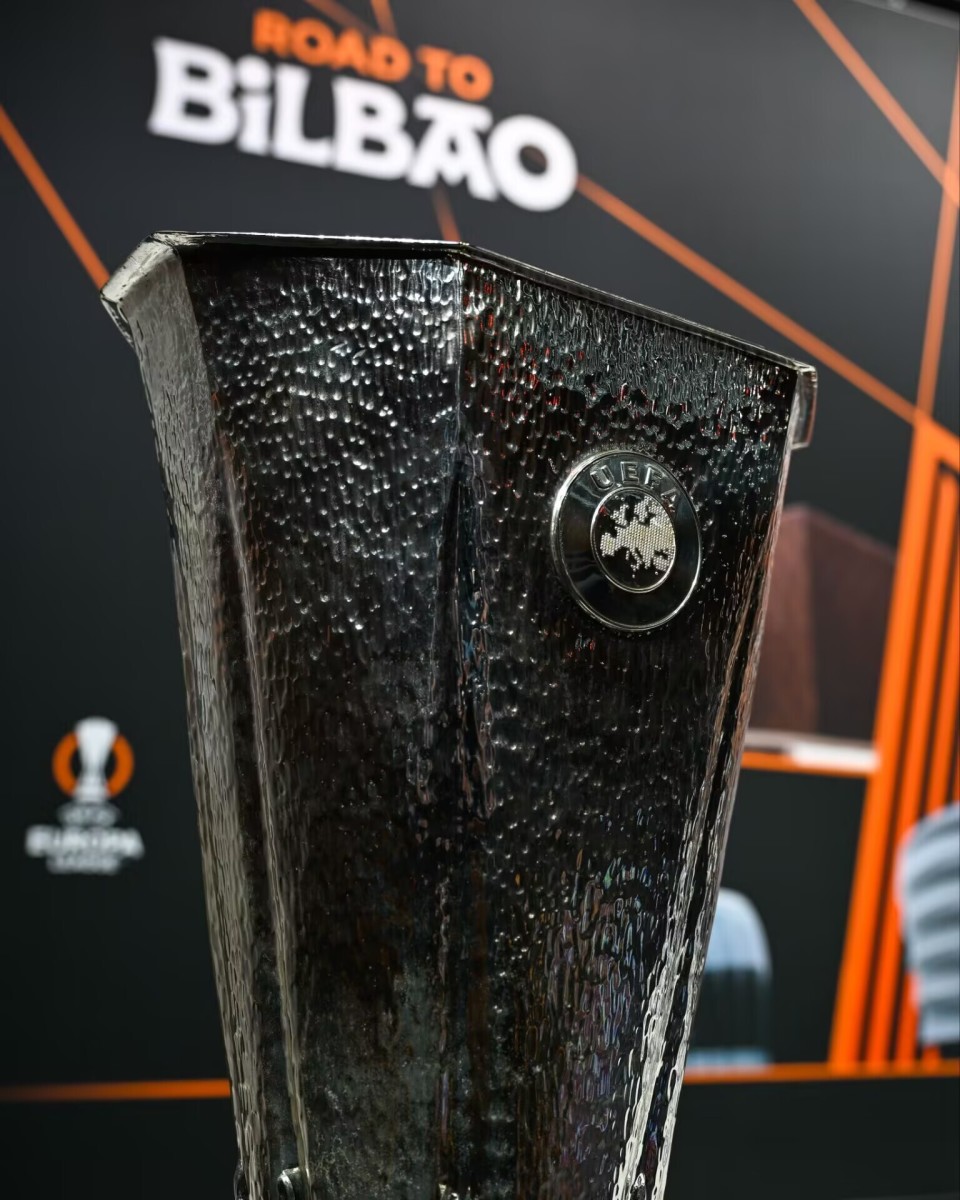 里程碑夜拉齐奥豪取连胜，荷甲赛后刷纪录，更衣室稳定，资深球员宣示担当(拉齐奥vs卡利亚里)